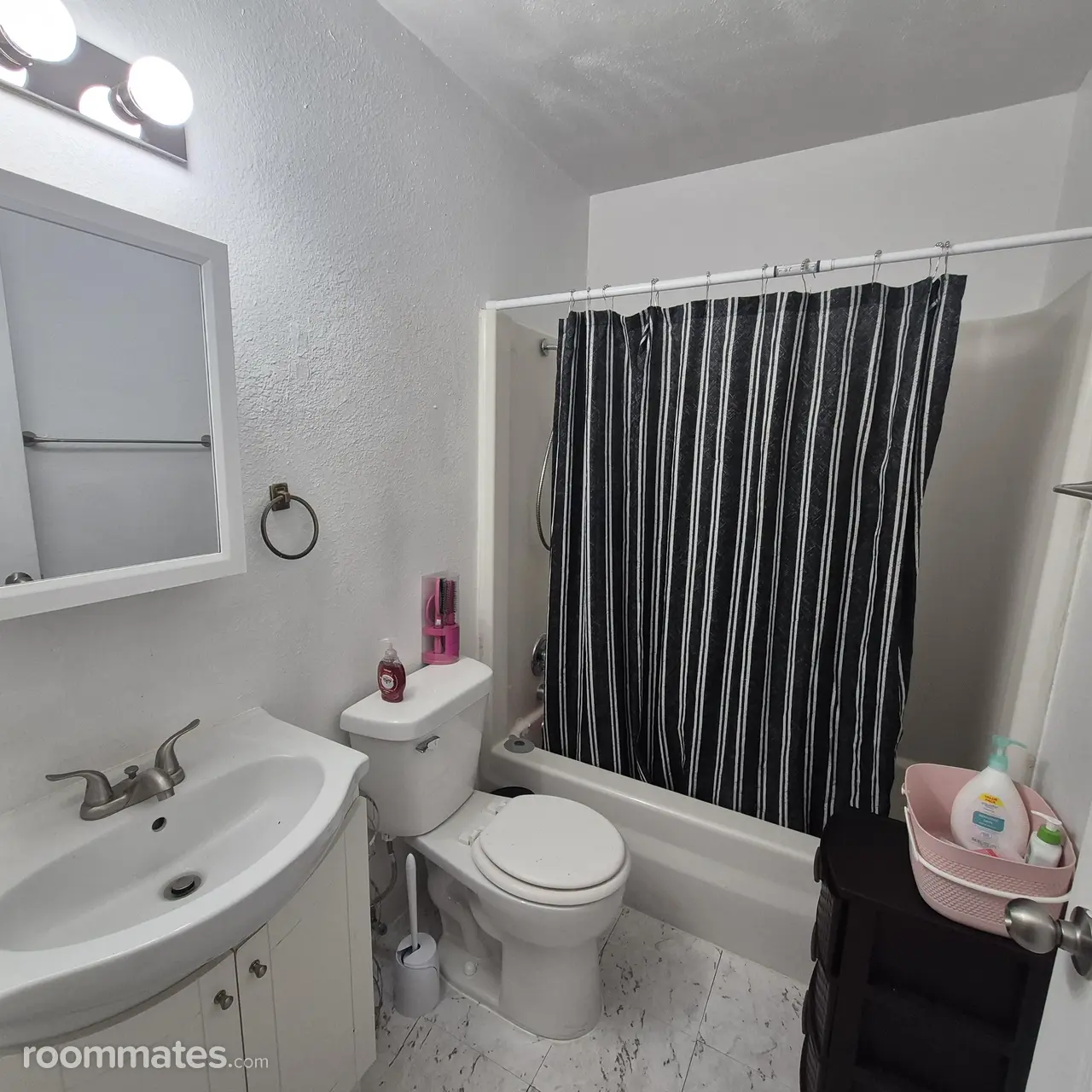 Profile photo 6 of 7