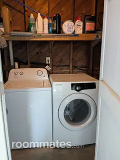 Room for rent in Pensacola, FL $890, house