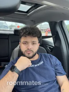 Room for rent in Euclid OH $1000, house