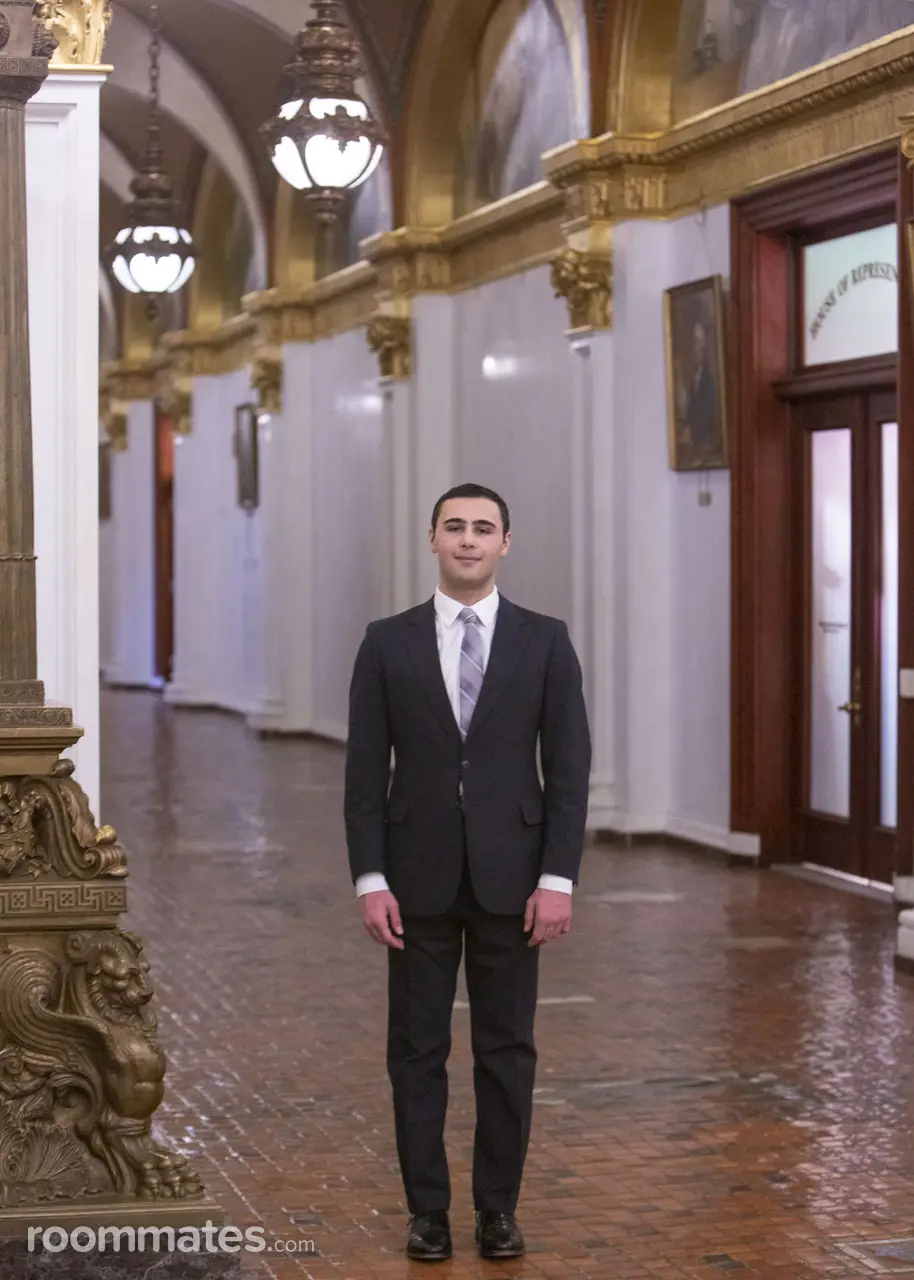 Profile photo 1 of 1