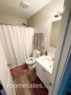 Room for rent in Charlotte, NC $750, house