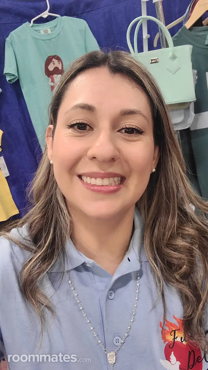 Profile photo 18 of 18