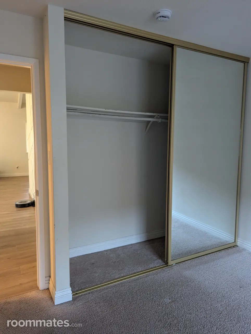 Profile photo 7 of 11