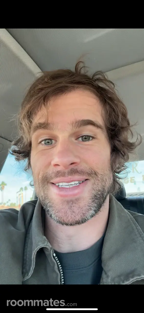 Profile photo 1 of 1