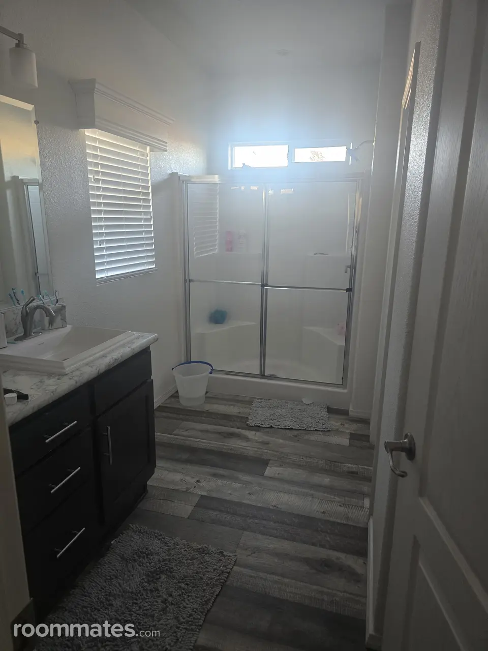 Profile photo 7 of 11