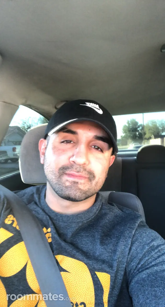 Profile photo 1 of 1