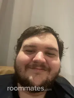 Roommate looking Seattle, WA, $1300