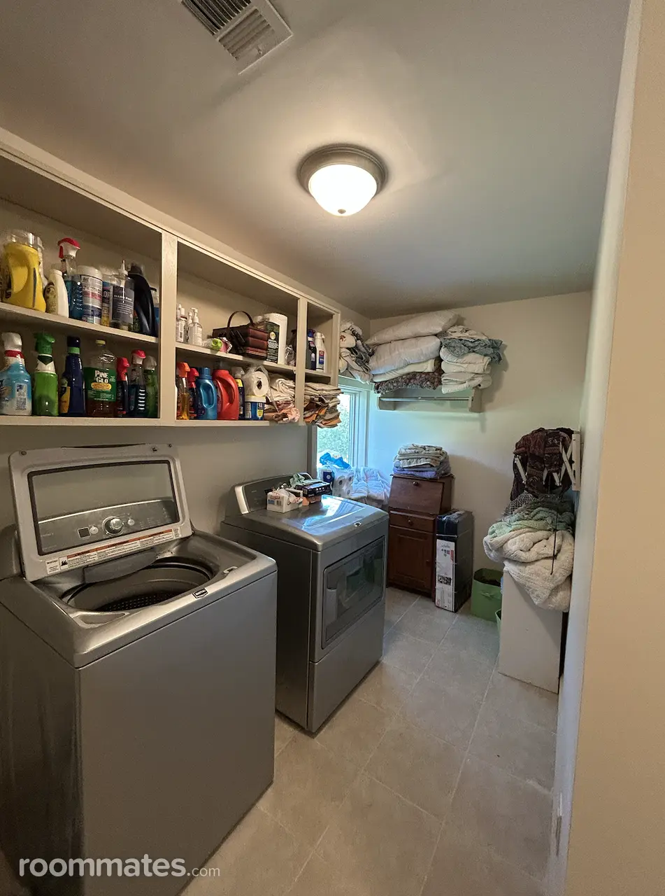 Profile photo 8 of 11