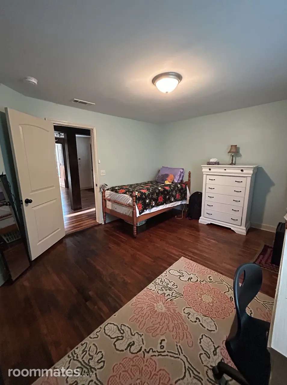 Profile photo 6 of 11