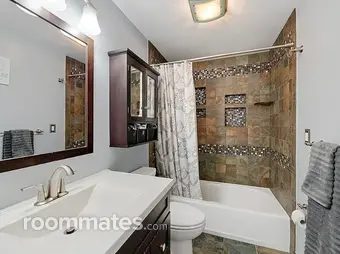 Room for rent in Deerfield Beach, FL $800, house