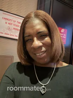 Roommate looking Boston, MA, $1000