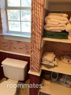 Room for rent in DeSoto, TX $800, house