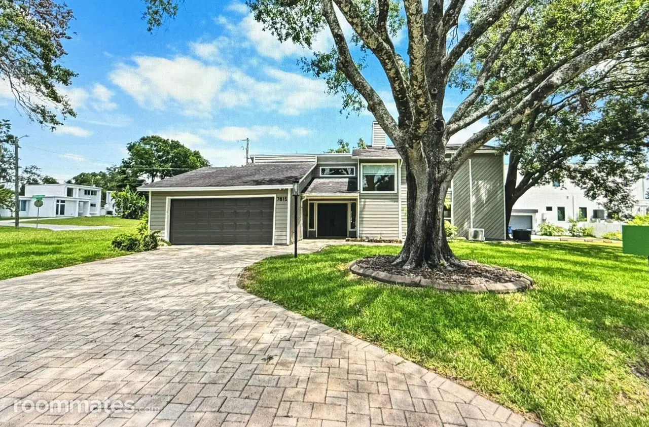 Profile photo 1 of 6