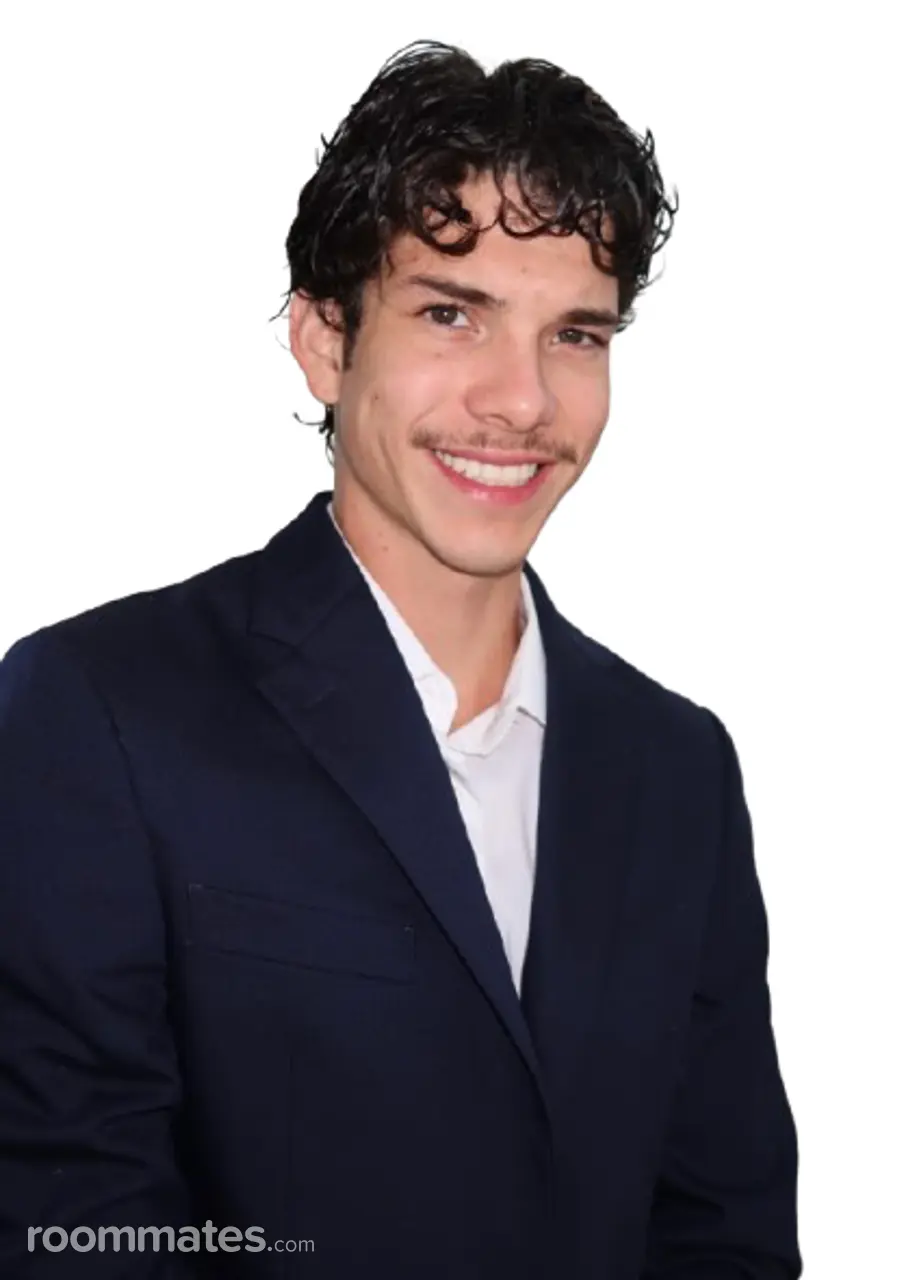 Profile photo 6 of 6