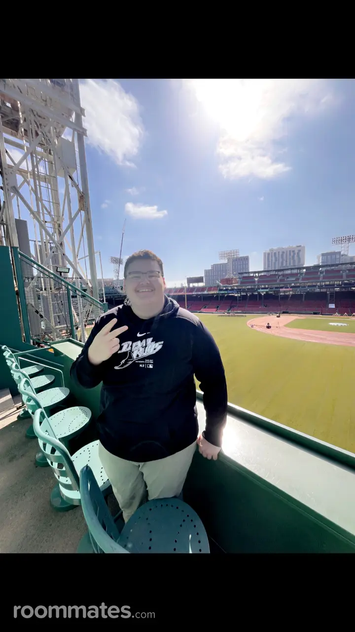 Profile photo 1 of 1