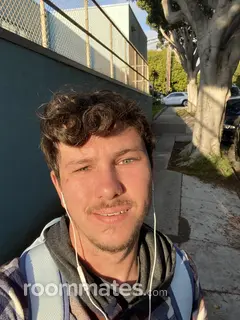 Roommate looking Santa Monica, CA, $1500