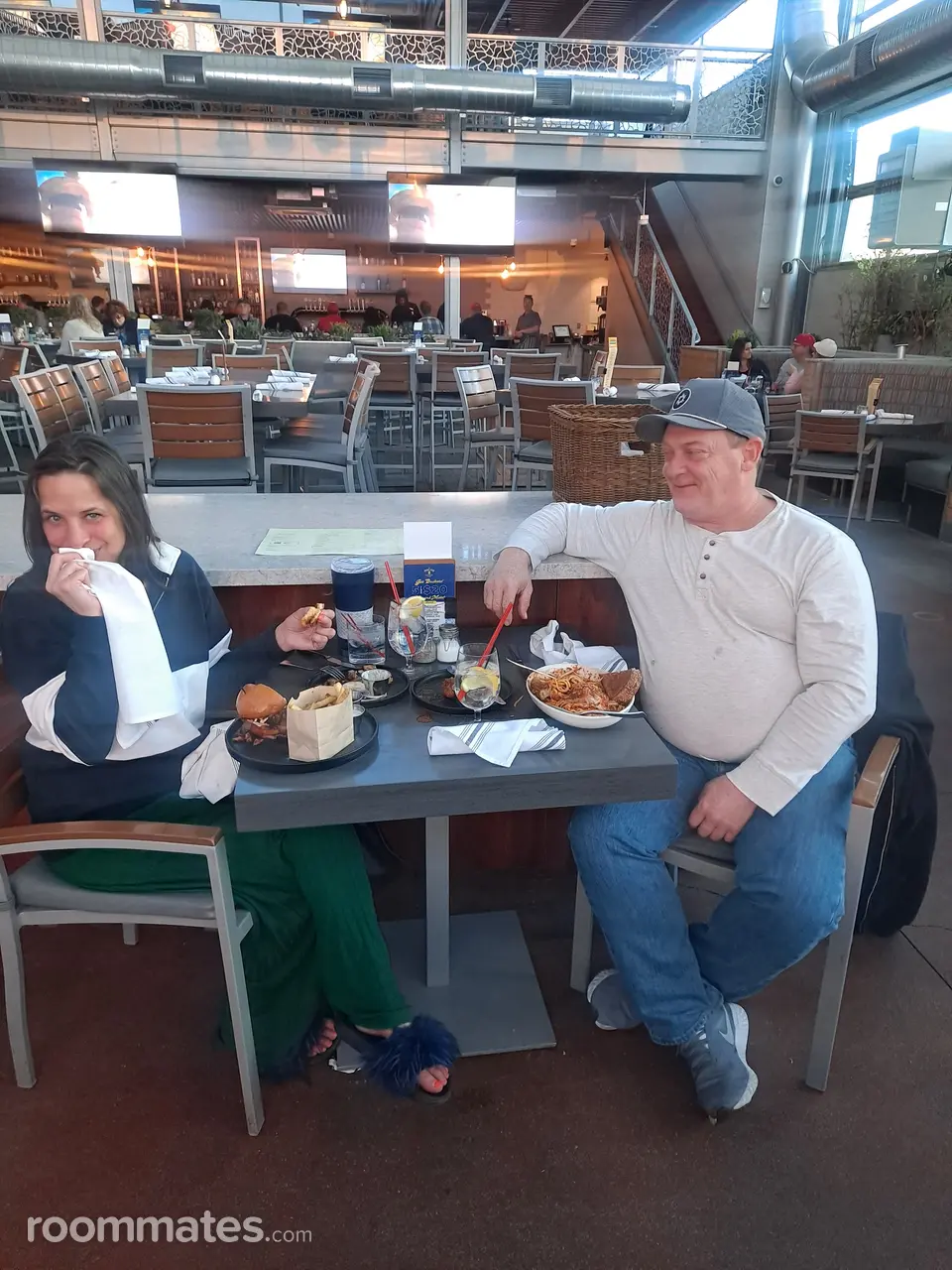 Profile photo 13 of 21