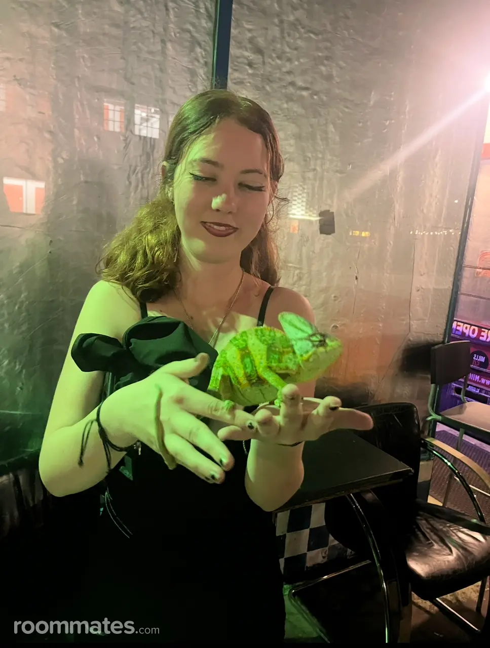 Profile photo 7 of 9