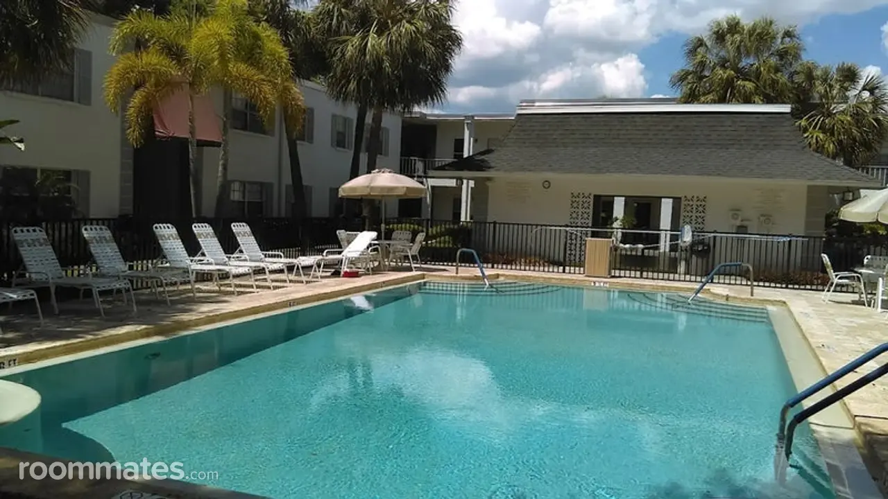 Profile photo 8 of 9