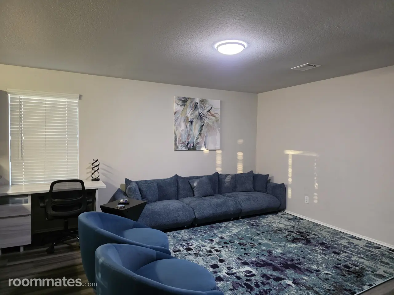 Profile photo 8 of 10