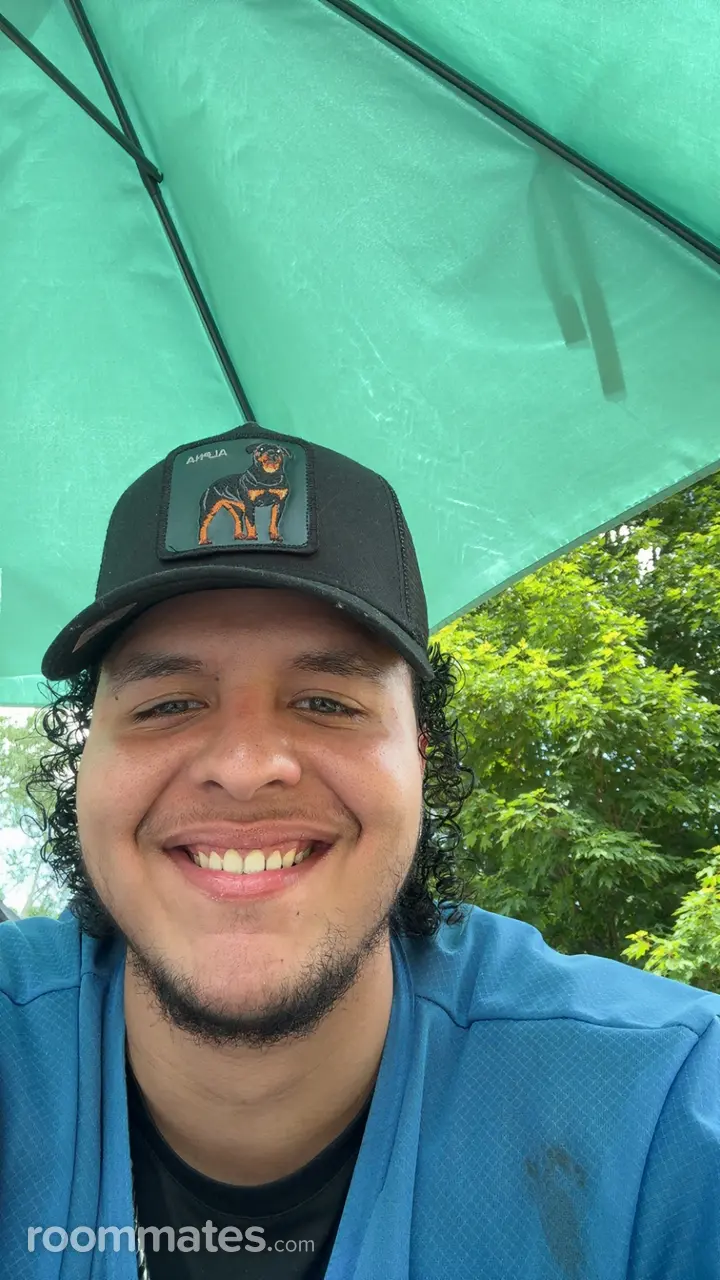 Profile photo 2 of 4