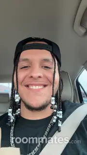 Roommate looking Haverhill, MA, $2000