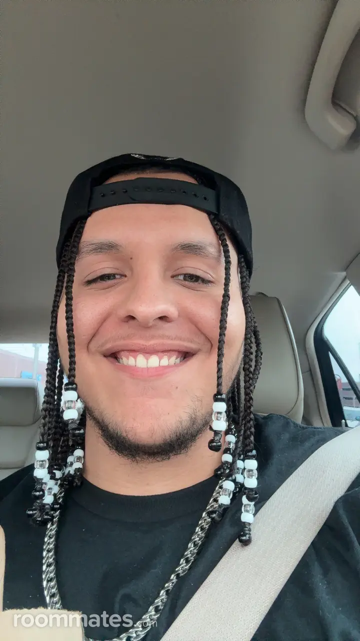 Profile photo 1 of 4