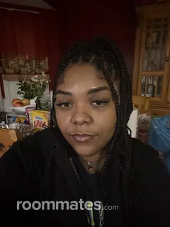 Roommate looking Fitchburg, MA, $800