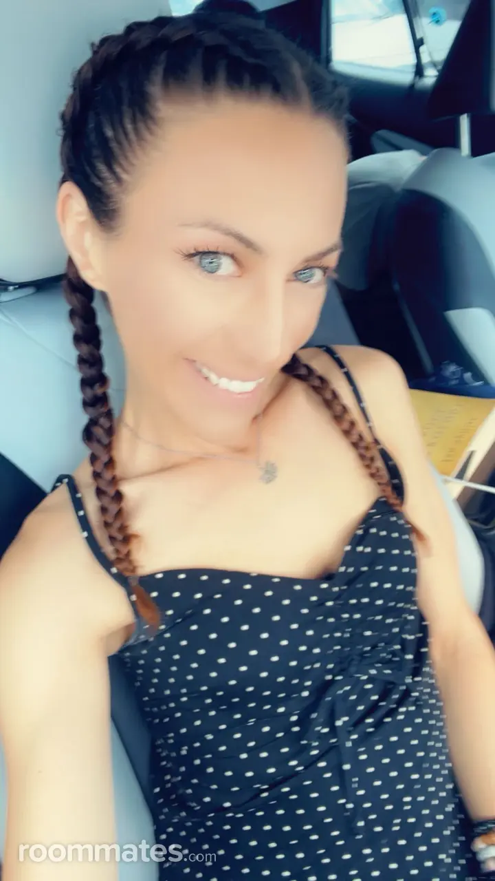 Profile photo 1 of 1