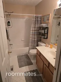 Room for rent in Laurel, MD $950, house