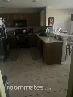 Room for rent in Leesburg, FL $800, house