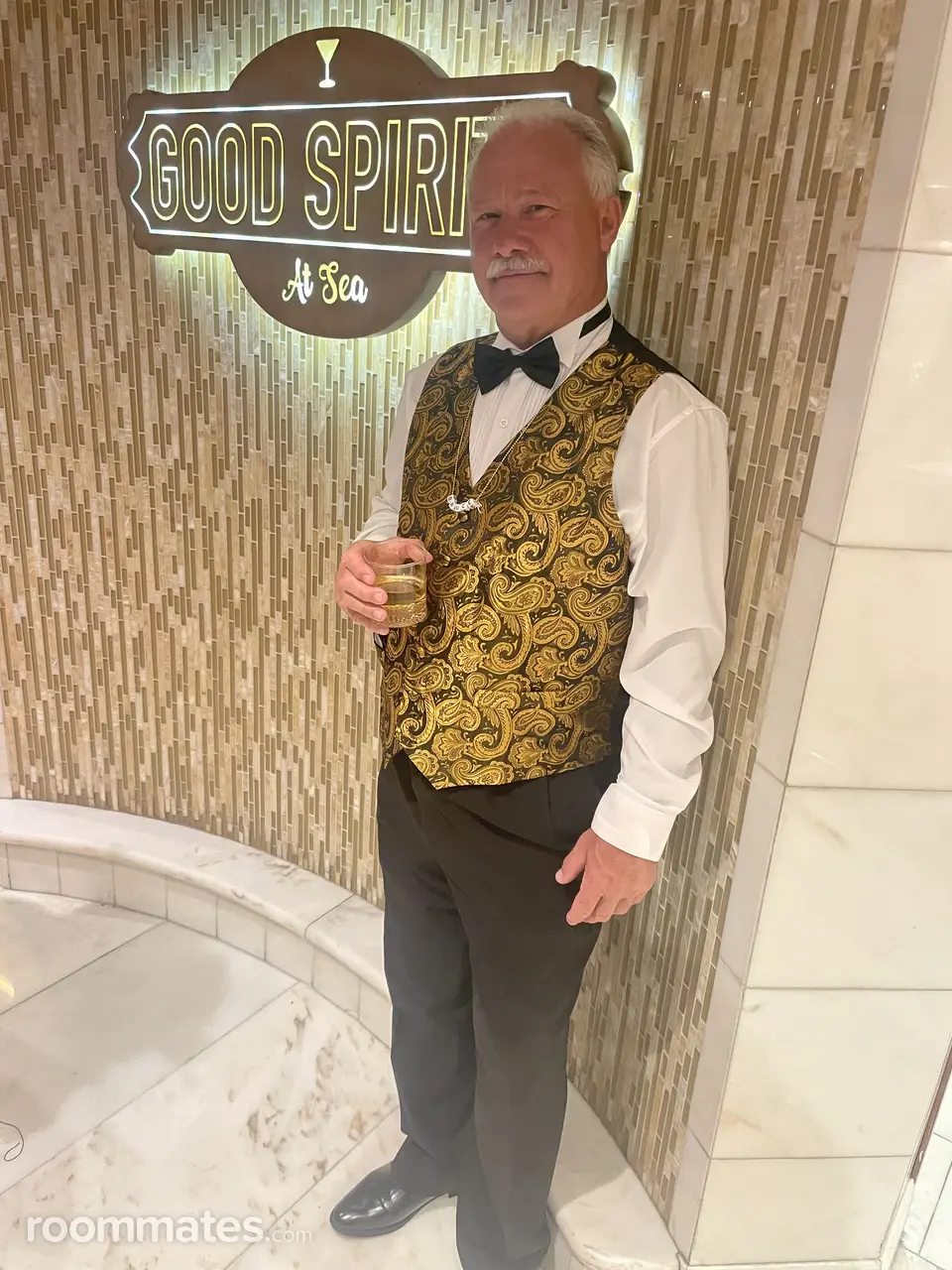 Profile photo 11 of 11