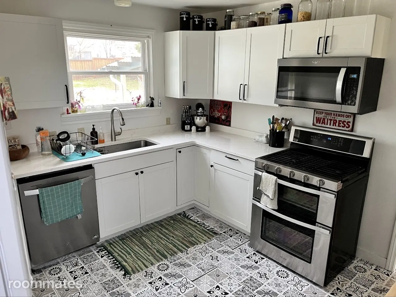 Profile photo 4 of 9