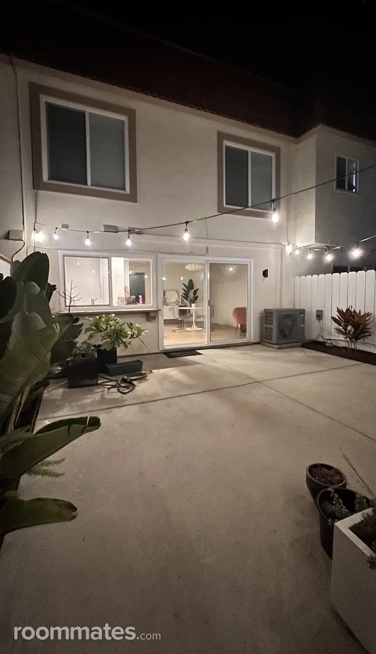 Profile photo 1 of 11