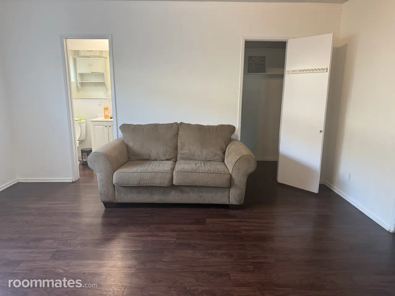 Profile photo 2 of 15