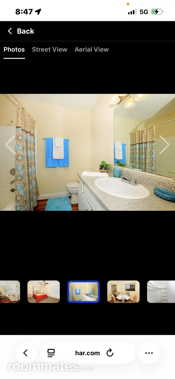 Profile photo 4 of 6