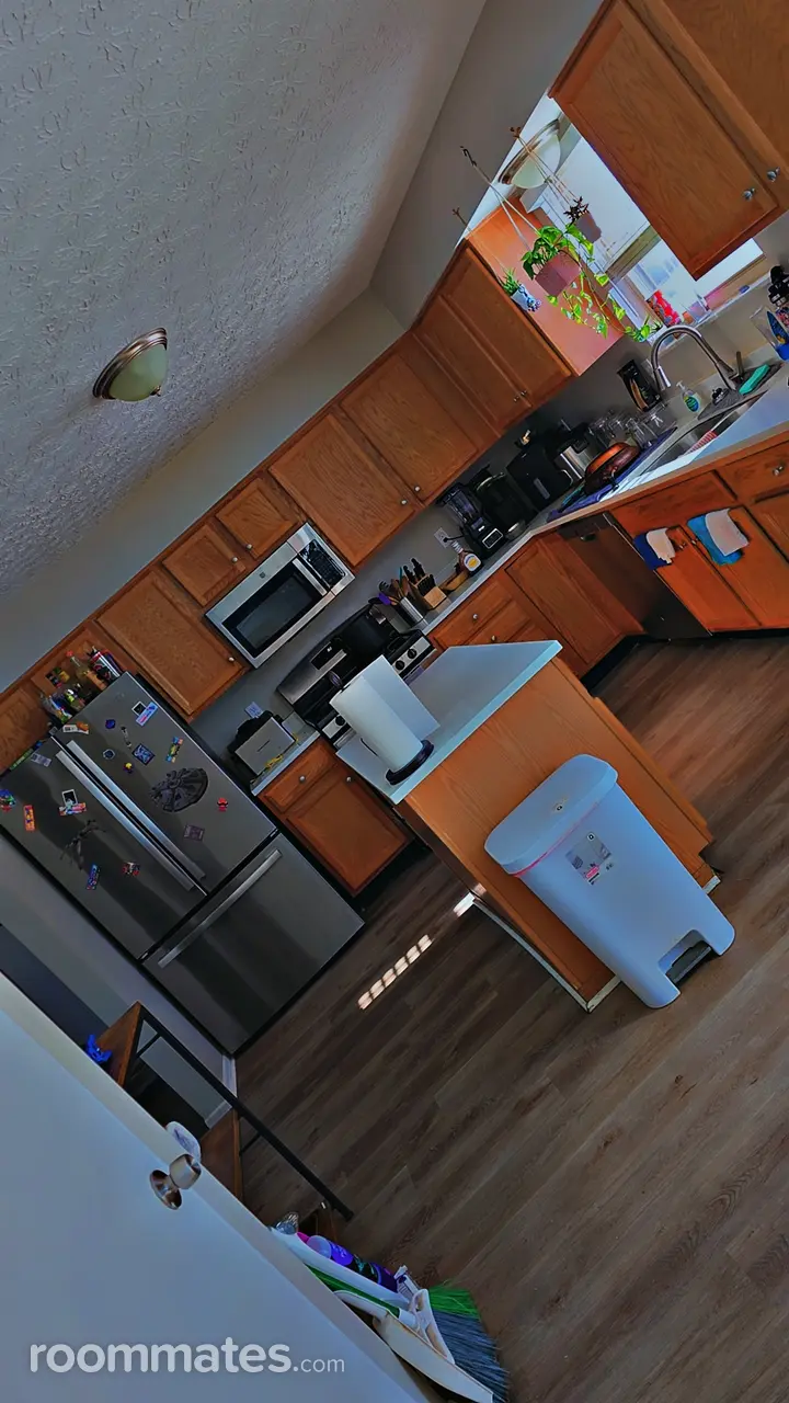 Profile photo 9 of 11