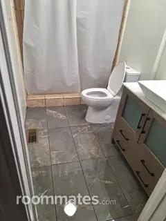 Room for rent in Glendale, CA $1380, house