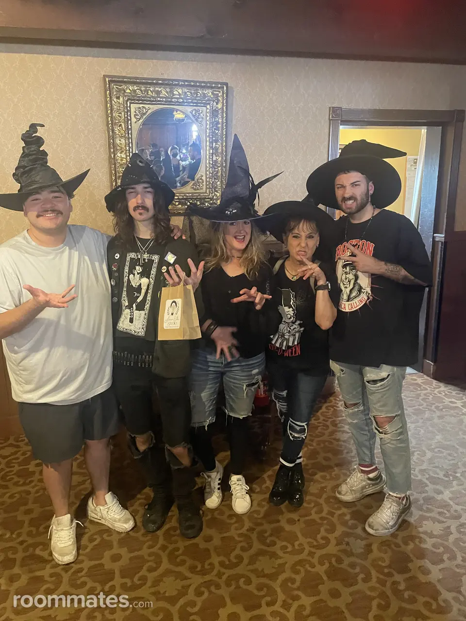 Profile photo 6 of 8