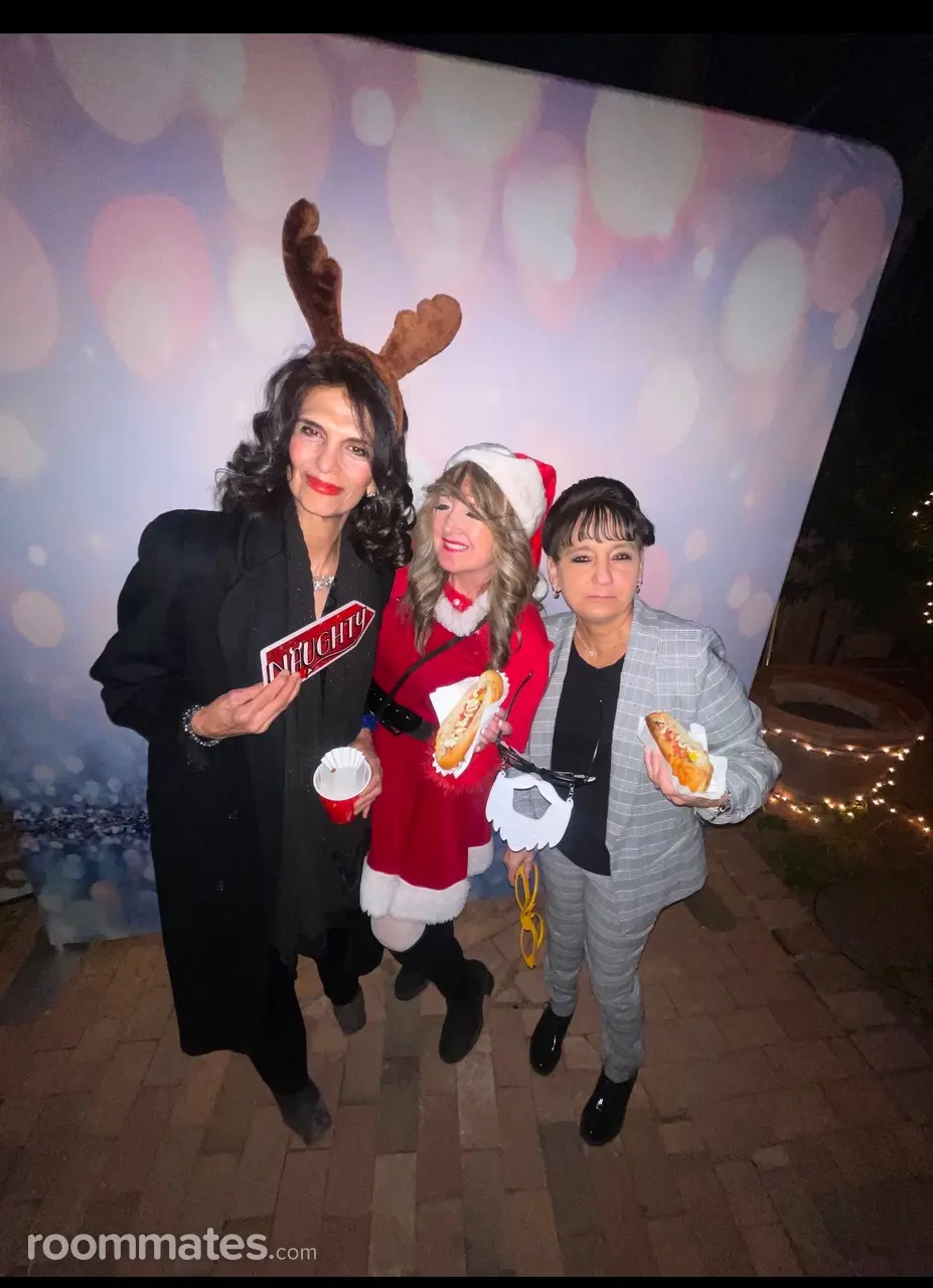 Profile photo 2 of 8