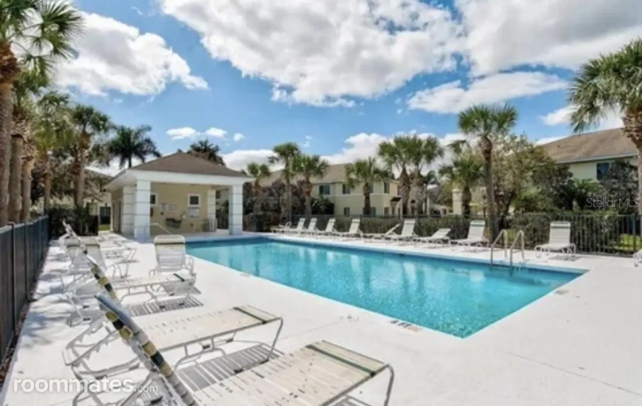 Profile photo 4 of 7