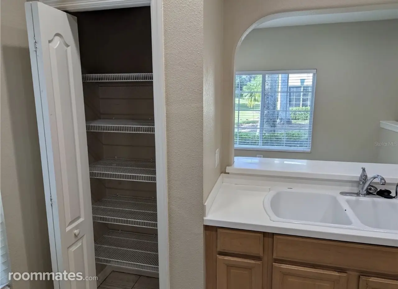 Profile photo 6 of 7