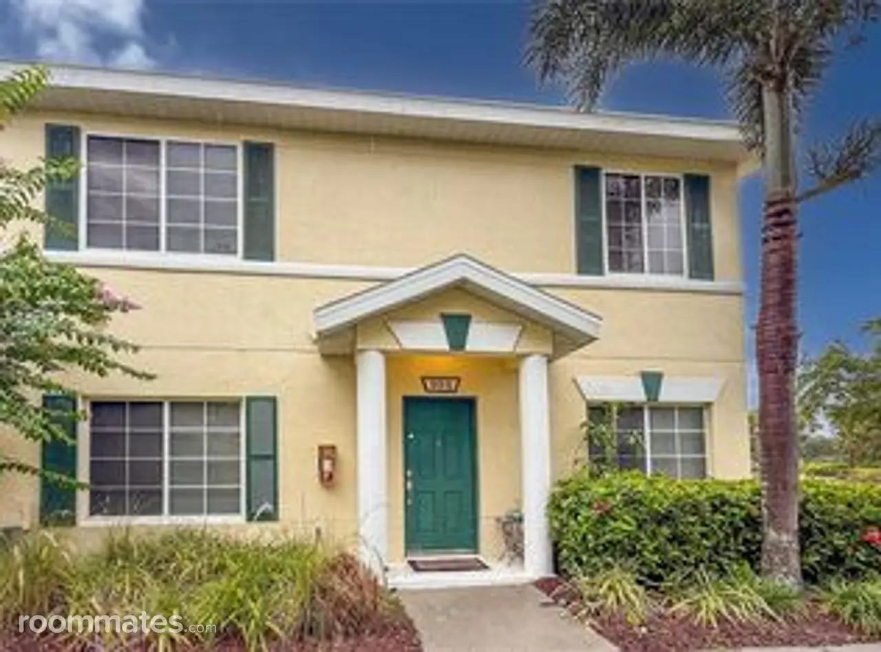 Profile photo 1 of 7