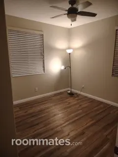 Room for rent in Manteca, CA $885, house