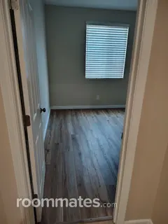 Room for rent in Manteca, CA $825, house