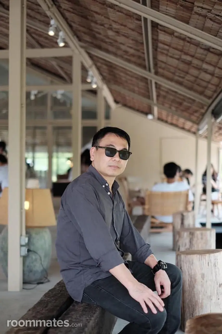 Profile photo 3 of 10