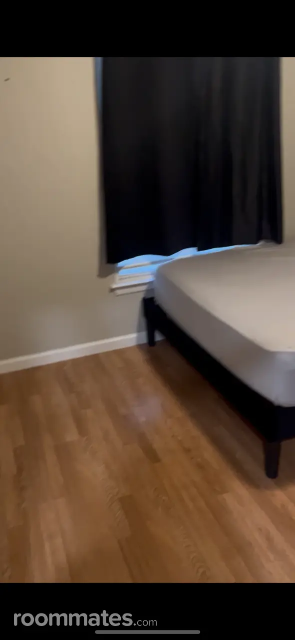 Profile photo 2 of 4