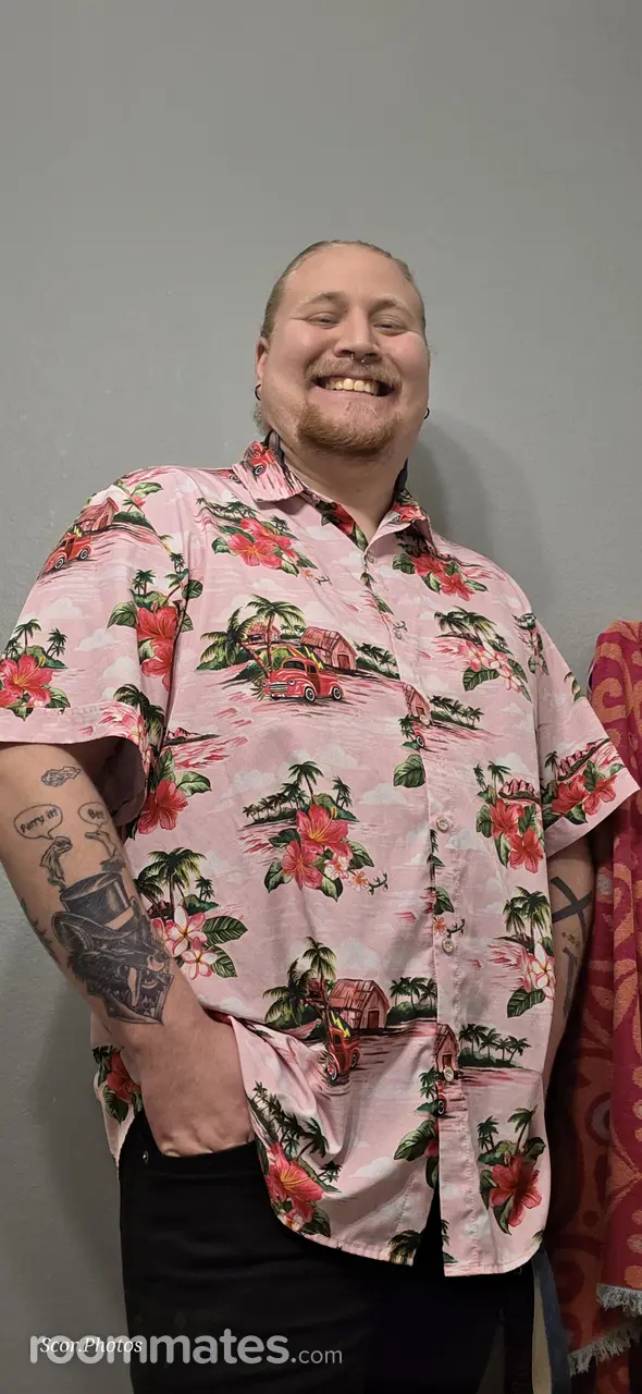 Profile photo 1 of 1