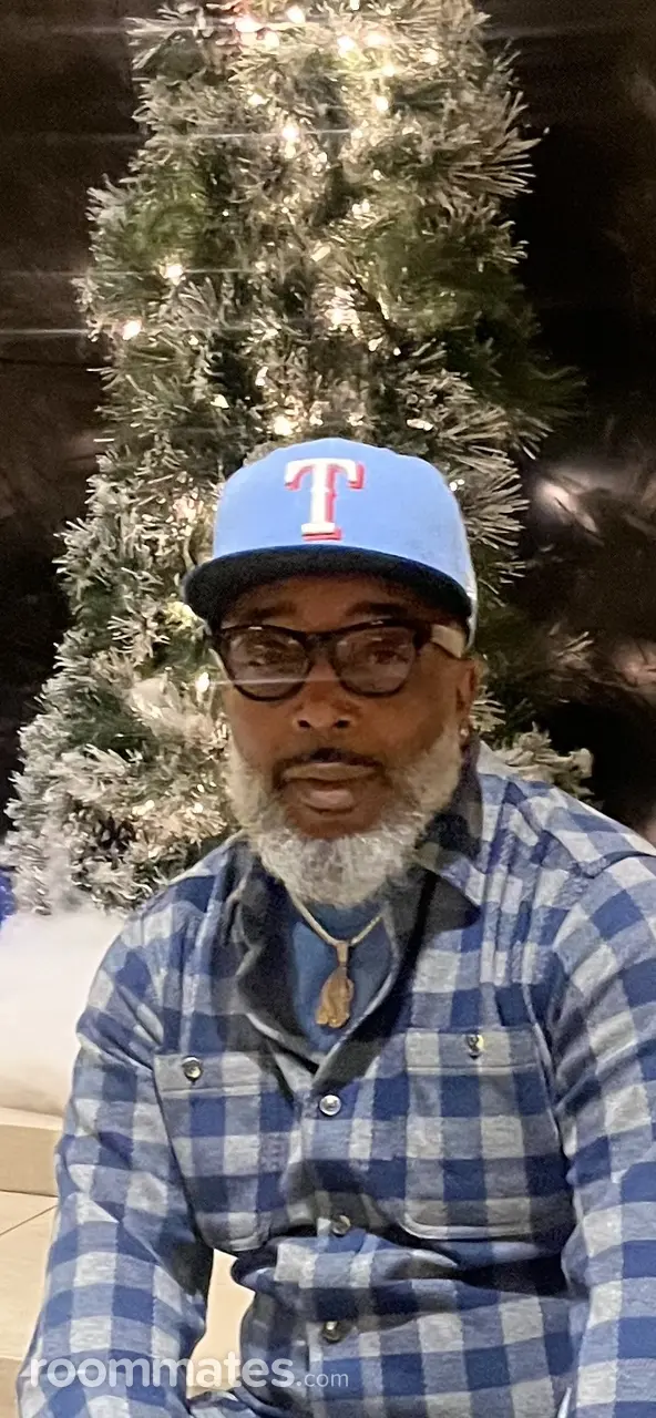 Profile photo 1 of 1