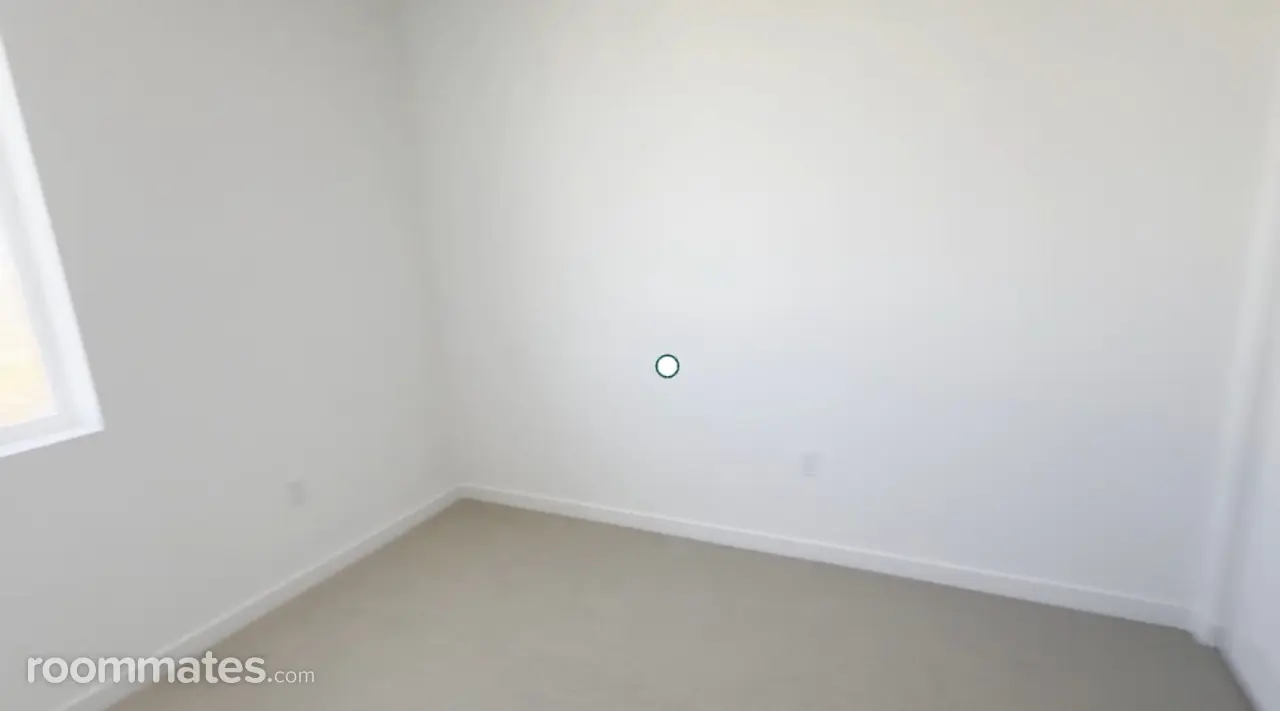 Profile photo 4 of 11